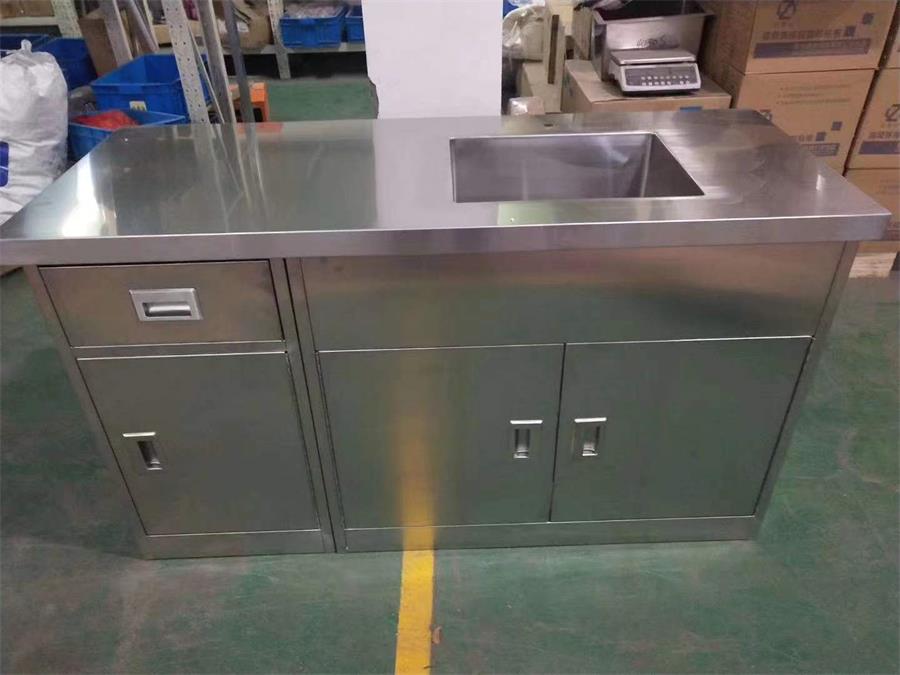 /images/20211223/a5e545499828fa4dd8f3d8728ca41fee.jpg 不锈钢实验台 (2).jpg