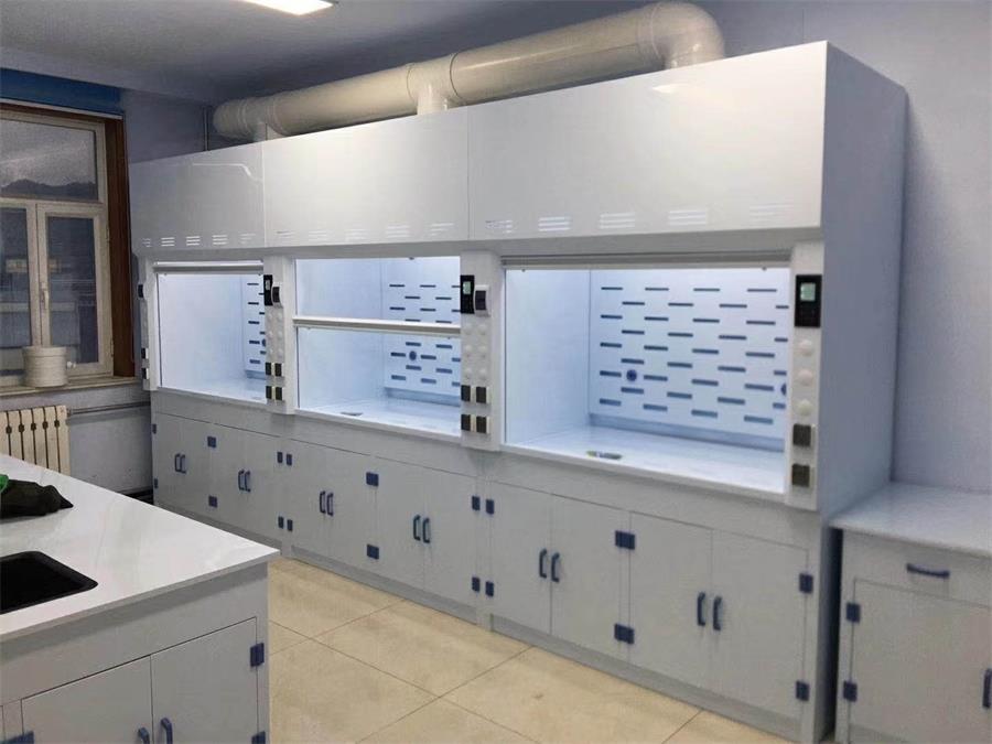 实验室通风柜的位置选择